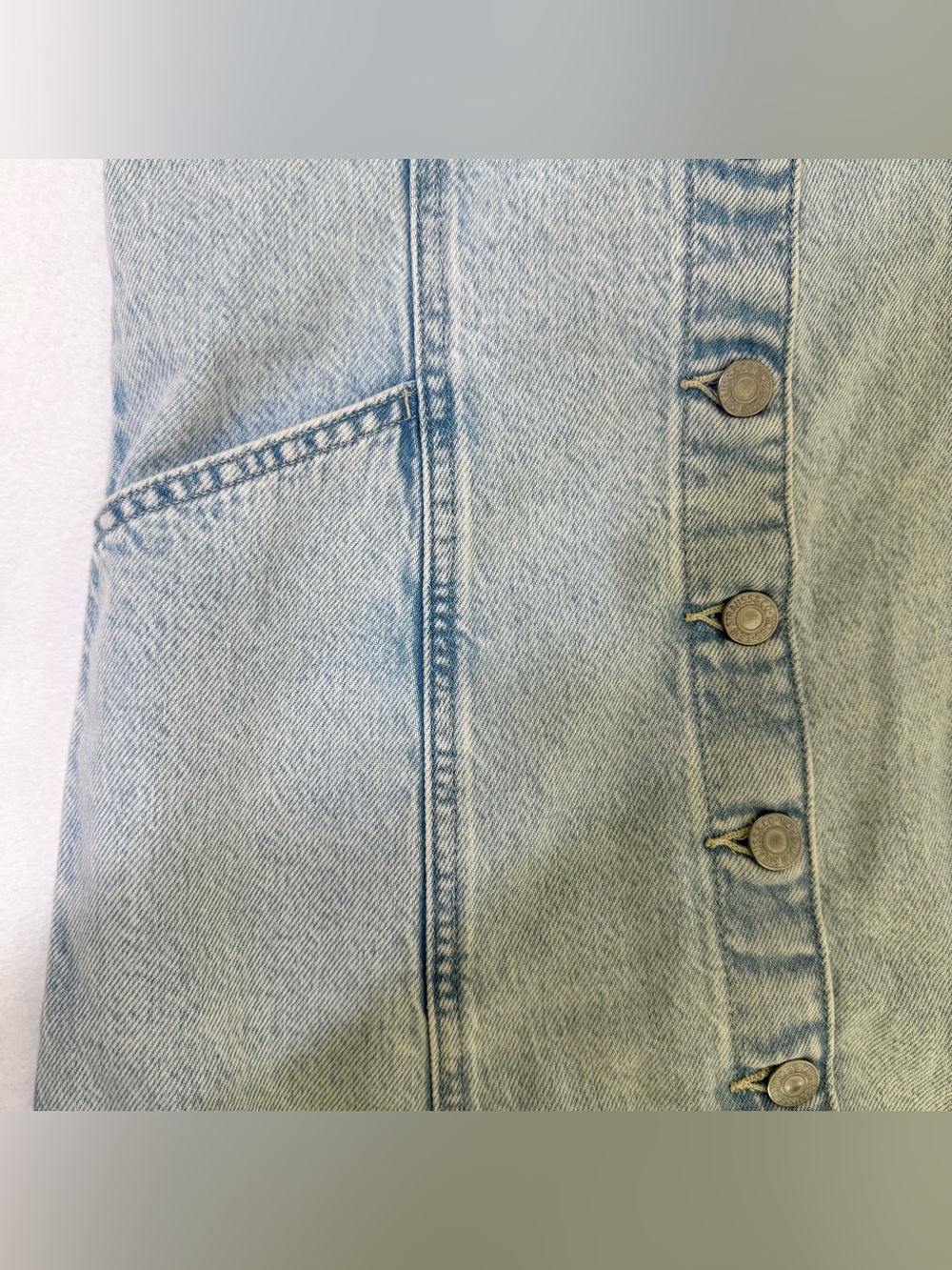 Levi’s Vianna Denim Vest Dress Button Front Light Wash Size Small - Picture 12 of 12